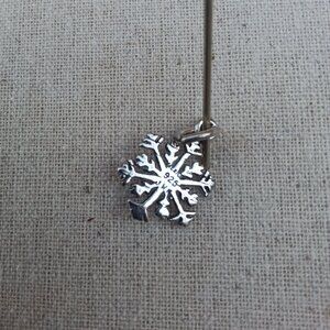 Sterling Silver Snowflake Pendant